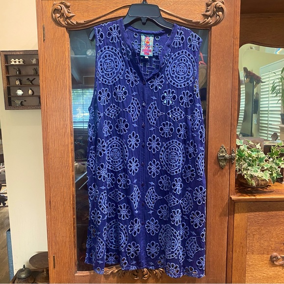 Johnny Was Embroidered Eyelet Button Up Tunic Top - Picture 2 of 7